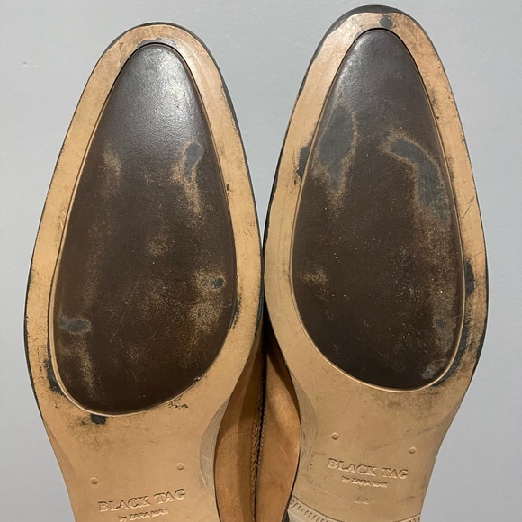 Zara Brogues Shoes. Tan color. Sz 44 - Picture 8 of 16